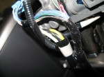 バモスのプッシュスタート取付 キーシリンダーに刺さっている電線を確認します。IGが2本、バッテリーが2本、セルが1本、ACCが1本、アースが1本です。