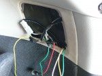 ハリアーのアンダースポットウェルカムライトとリフレクターLED交換 配線は一箇所から取り出しアースにスイッチを取り付けておきます。車検のときはこのスイッチをオンすればそのままで大丈夫です。