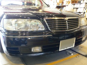 FY33型シーマのダブルプロジェクターフォグHID施工
