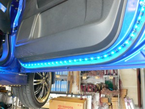 ライフDIVAのアンダーイルミ追加施工