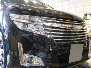 E52エルグランドのブラックアウトプロジェクターとウィンカーLED化