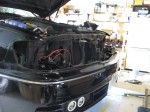  この時代の車はバンパー脱着不要でヘッドユニットが外れるのが便利です。 