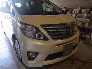 20系後期型アルファードのパネル周りのLED打ち替え