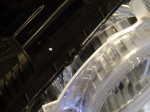 シボレーソニックのイカリング施工とフットイルミ追加 当初は殻割りして内部にLEDイカリングを施工予定でしたが、なんとカバーはブチルではなく接着剤で固定していました。そのため急遽テープLEDでのリング施工となりました。