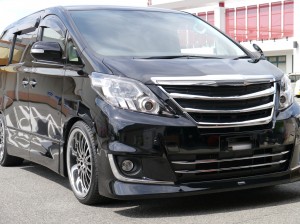 ２０後期型アルファードのイカリング施工