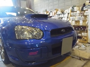 インプレッサのヘッドライトバルブ交換とポジション球交換