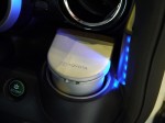 NBOXのアイラインテープLED施工とドリンクホルダー照明 ドアのモール内側に側面発光テープを張って横向きに光を出しました。タバコの灰皿に光が無く不便だったそうですが、これで安心です。