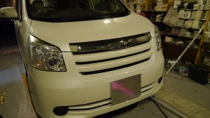 前期ノアの室内灯LED純白タイプへ取付・交換