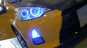 アクアのエアコンパネルLED打ち替えとフットイルミ施工