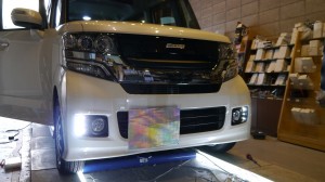 N-BOXのデイライト施工