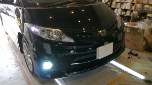 エスティマ（アエラス）のフォグHID取付とポジション・ライセンスのLED交換