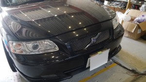VOLVO V70後期型のヘッドライトHIDバルブ交換と室内灯LED交換