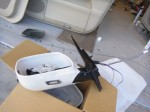 ハリアーハイブリッドの各種てんこもり作業 中のモータ類を新しいカバーに移植します。塗装済みなので、そのままポン付けとなります。