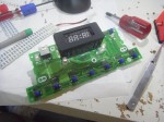 ハリアーハイブリッドの各種てんこもり作業 マルチとナビの部分はLEDではなく、SMD型白熱電球が使われていました。電圧・極性が不明なため、今回は交換できませんでした。