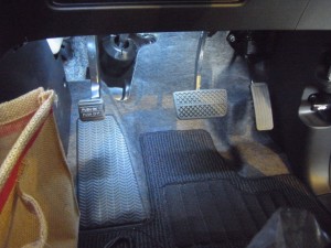 N-BOXのフットイルミと室内灯LEDとシフトゲートイルミ施工