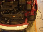アクセラのイカリング施工と走行中ナビ視聴改造 最近の車のフレームの少なさに驚きますね。歩行者保護もここまでやるのかという感じです。フレーム補強しないとすぐに歪みそうです。