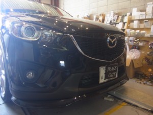 新型CX-5のアイライン施工と各種バルブLED化
