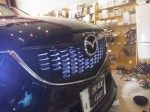 新型CX-5のアイライン施工と各種バルブLED化 グリルは間接的に照らしています。
