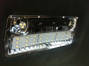 M5のBMWの室内灯LED化