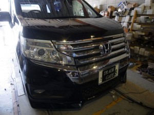 ステップワゴンのヘッドライトHIDバルブ交換とフォグHID化