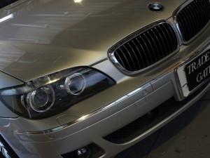 BMW7シリーズのウィンカー爆発