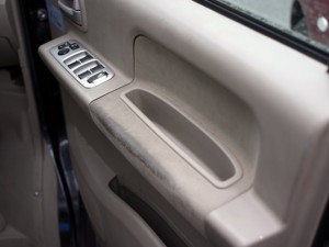 エブリィのフロッキーコーティング BEFORE