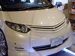 エスティマのヘッドライトバルブ交換とフォグHID