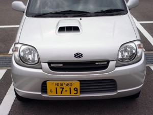 ヘッドライトの黄ばみ取り（ペパーがけ）とクリア塗装