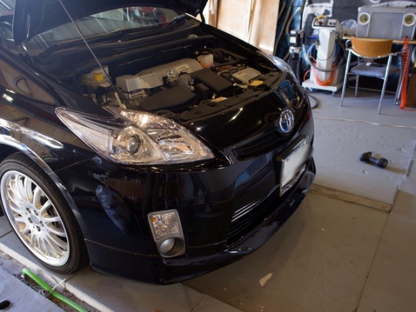   プリウスのヘッド・フォグのHID  