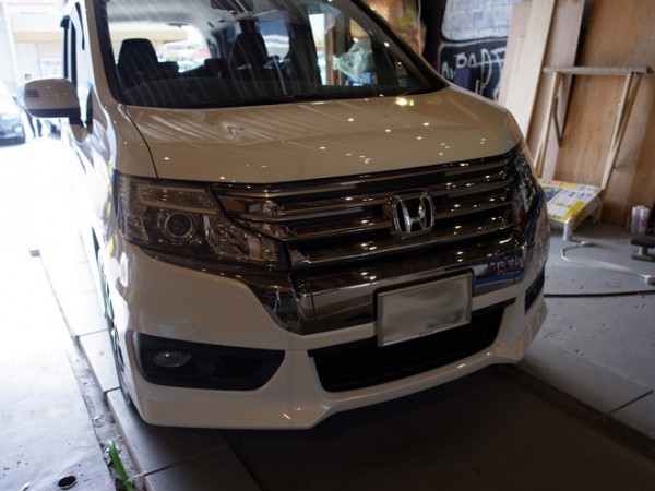   ステップワゴンの室内イルミ施工  