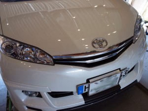 WISHのエアコンパネルとスピードメータのホワイト化