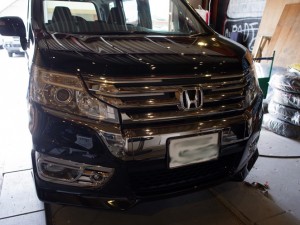 ステップワゴンのHIDフォグ