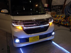 新型タントのフォグLEDとウィンカーLED（爆光）パネル打ち替え