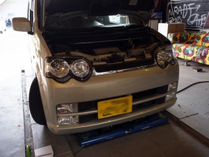 ムーヴのフォグランプHID（イエロー）施工