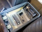  相変わらず旧式のBMWは外し方さえ知れば、基本的に簡単にバラせます。DIYが一般的なお国柄でしょうか。 