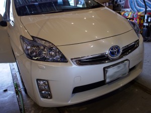 プリウスのサイドミラーヒータ付きに交換