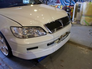 ランサーセディナのヘッドライトHIDコンバート