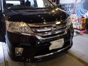 C26セレナのLED打ち替え作業