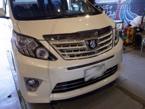 アルファードのダブルロービーム加工とイカリング施工