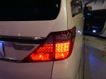 アルファードのダブルロービーム加工とイカリング施工 ウィンカー点灯時の点滅状態