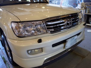 ランクル１００の室内灯LED化とフットランプイルミ施工