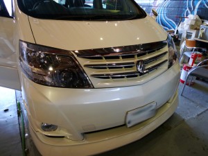 10系後期型アルファードの室内灯LED交換