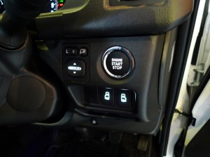 ハイエースのエアコンパネルLED打ち替え