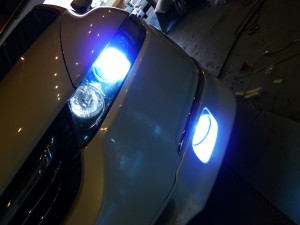 RB1オデッセイのフォグランプHIDとヘッドライトバルブ交換
