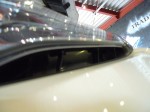 フィットシャトルのグリルラインLEDの施工 ちょうどグリルのカバーに貼り付けできる溝があります。パーツクリーナーで脱脂を行います。