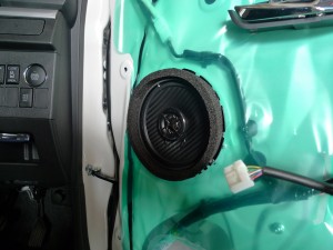 タントのスピーカー交換