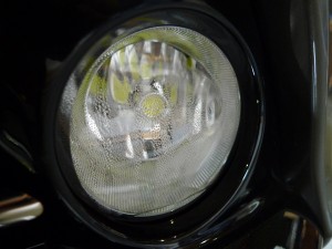 プリウスの水没ユニット乾燥処理とETC用照明の施工