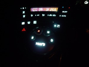 G’sプリウスのLED打ち替え修正とバック連動ミラーと走行ロックの取付