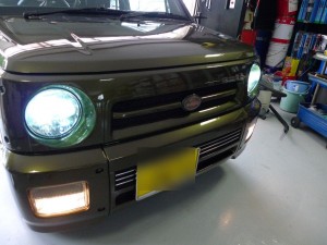 ネイキッドのフォグHIDとLED化施工