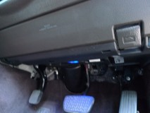  フットランプのLED交換は交換するだけでOKです。 